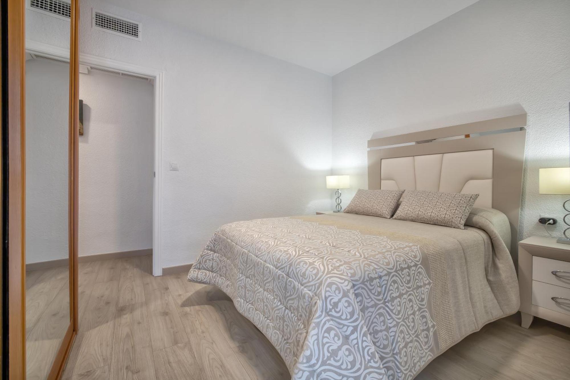 Apto Vallellano Junto Al Casco Historico & Parking Incluido Кордоба Екстериор снимка